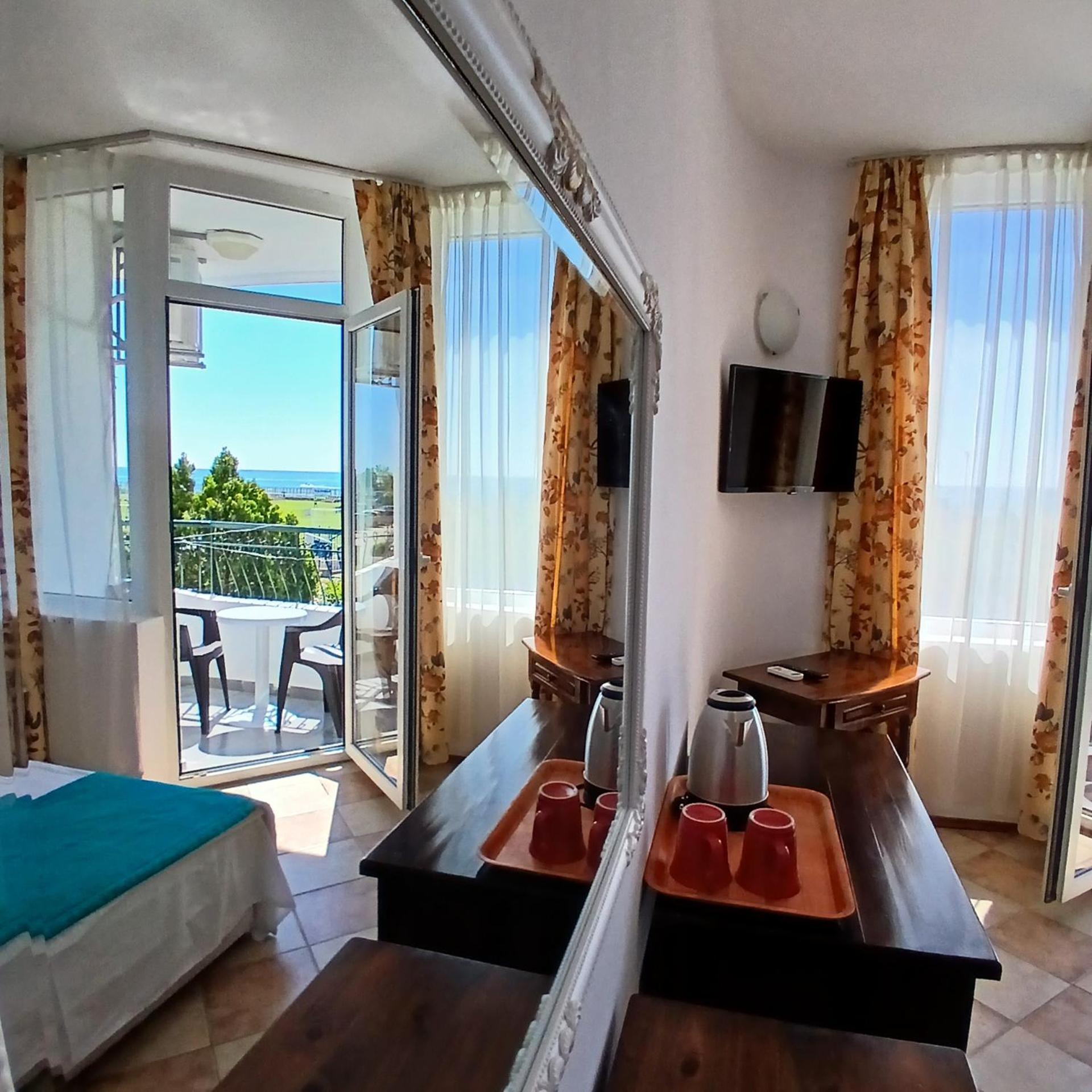 Sunny Island Obzor Hotel Room photo